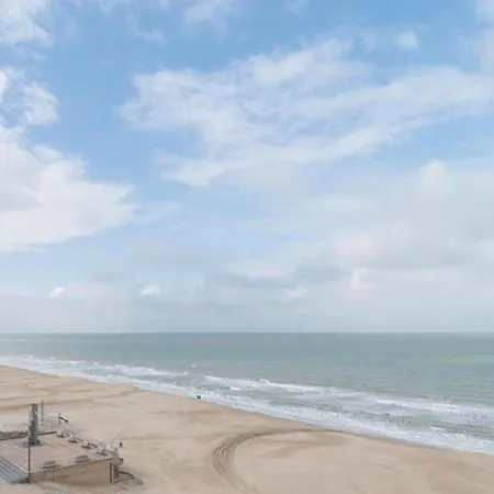 On Zeedijk With Sea View, Cleaning Included Apartment Koksijde